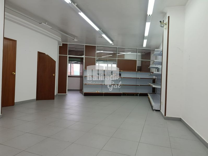 Foto cbcde18b-85eb-4e4d-afcf-07ee80e4fb2a. Planta baja en Redondela