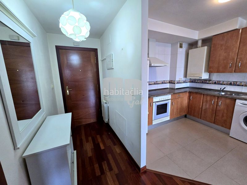Foto 4fd763c2-3a89-4a7e-a58b-9a0bc81bd835. Apartament amb calefacció aparcament a Cabral - Candeán Vigo