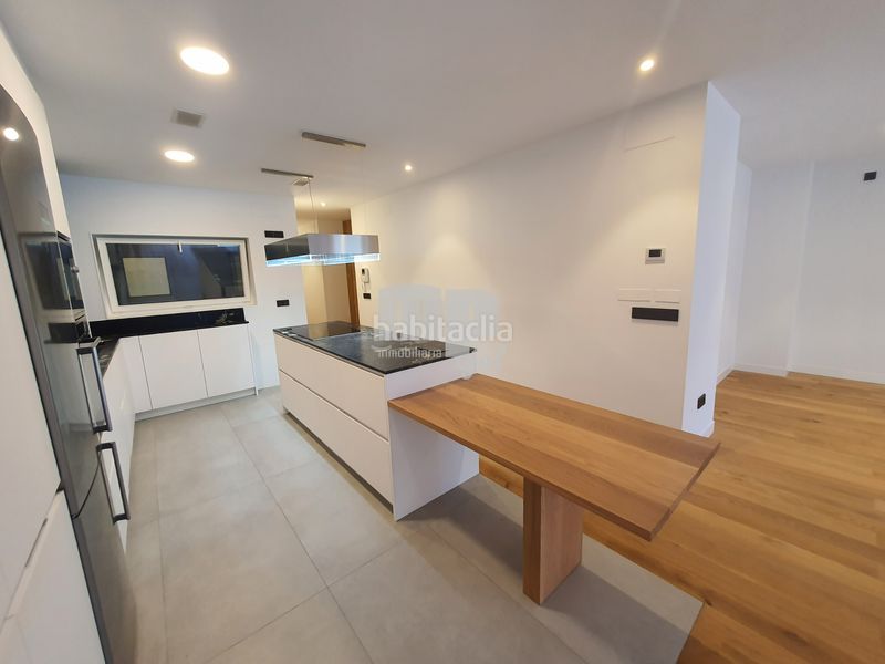 Foto c2d75045-97c1-49b5-af04-0e1ad35399a8. Piso en Centro - Areal Vigo