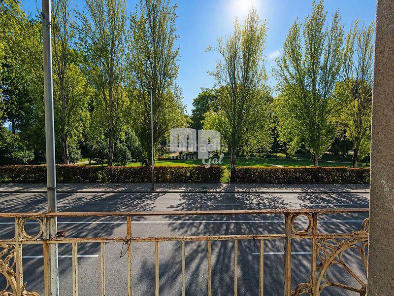 Foto 46902b6b-fa79-4373-92ba-4d5ddf9f197b. Casa a As Travesas - Balaidos Vigo