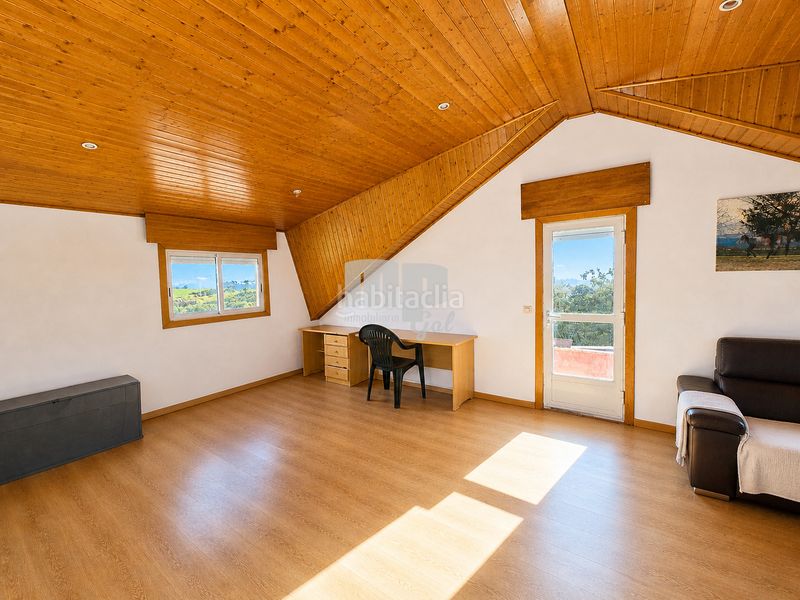 Foto cb170cc9-33b3-4bec-a74d-45e4f86fb9af. Chalet avec chauffage parking dans Redondela
