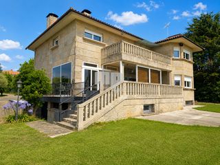 Chalet  Rúa de arquitecto gómez román