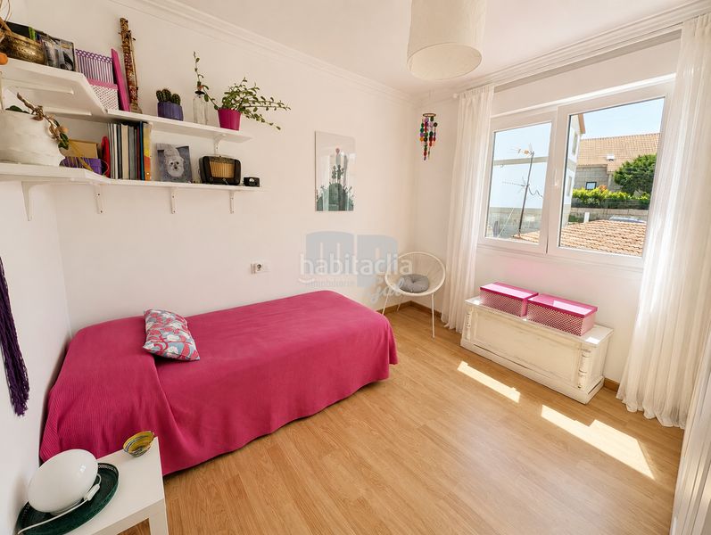 Foto 60c6fbba-b8b5-40e0-af4d-22b1a787bd81. Casa amb calefacció aparcament a Darbo Cangas
