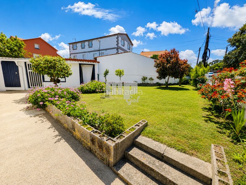 Foto d346e77d-0ca2-43f0-b54d-8671a6191c68. Casa amb calefacció aparcament a Darbo Cangas