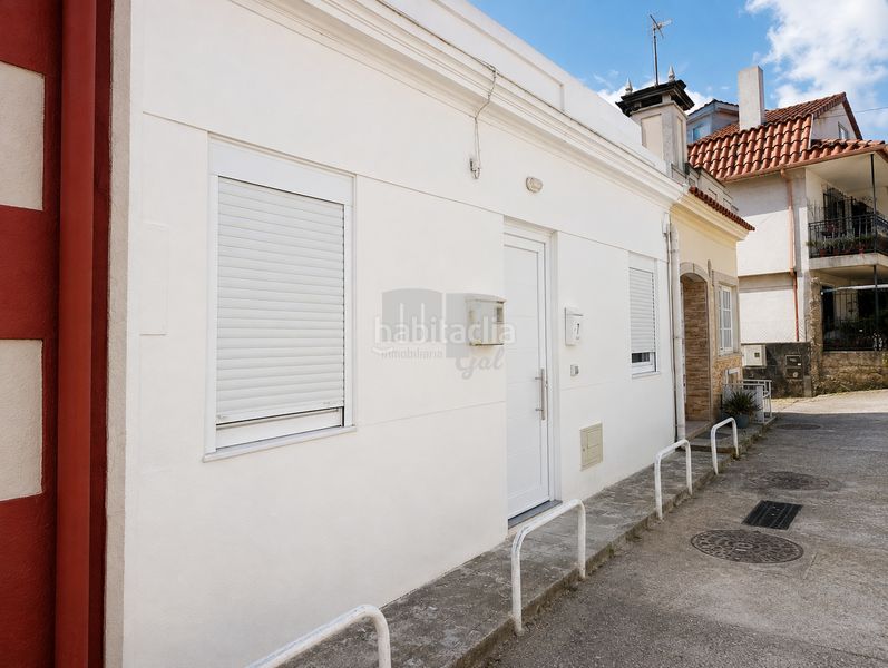 Foto 37acbaba-8136-4145-b850-627f4361d032. Casa adossada amb calefacció a Teis Vigo