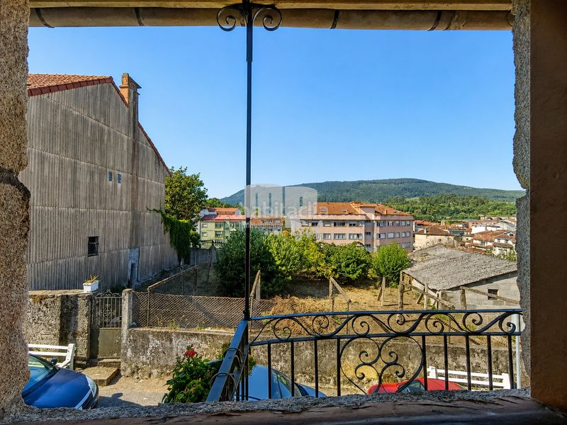 Foto c3e8628e-c10c-41ac-bdb0-d99babd42ffe. Casa adossada a Redondela