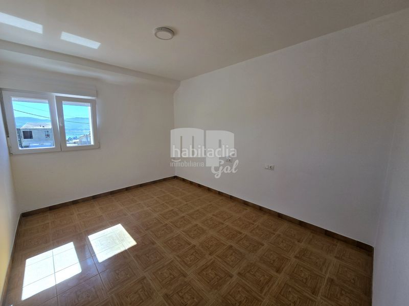 Foto edb43e79-5a47-4c1b-805e-9842dcaa17a2. Chalet en Vilaboa