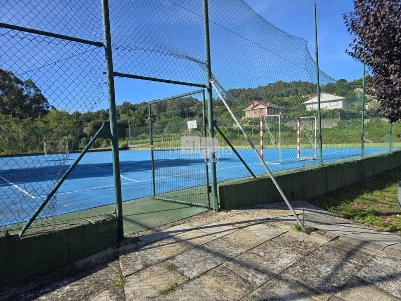 Foto cefbab22-a469-4efe-98d1-1bba0a32892f. Etagenwohnung mit heizung pool in Mos