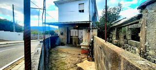 Casa  Estrada a pazos de borbén