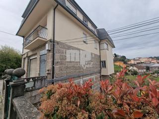 Gebäude  Avenida da ponte