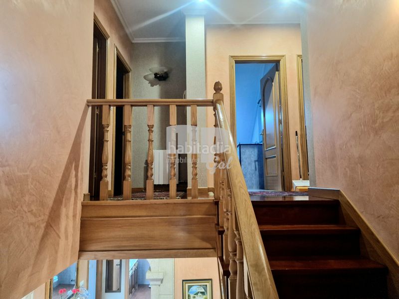 Foto 11d8cc06-ff58-4c97-96c8-9c9c899998de. Chalet with fireplace heating parking in Sardoma - Castrelos Vigo