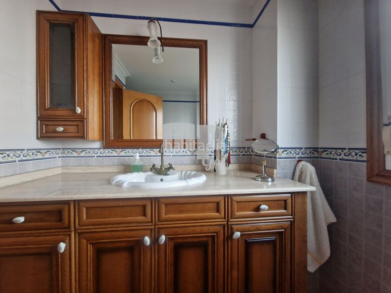 Foto 1a8179de-befa-419b-a8de-3faec3b439bd. Chalet with fireplace heating parking in Sardoma - Castrelos Vigo