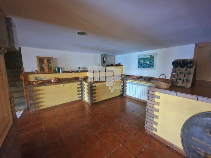Foto 424c07be-88f6-4d0b-a8f2-73fbd64b8dd6. Chalet with fireplace heating parking in Sardoma - Castrelos Vigo