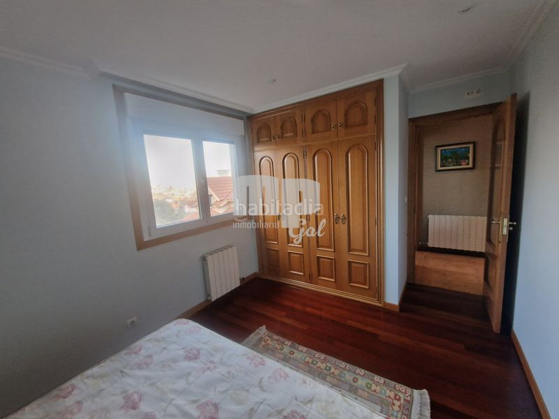 Foto 59f515c9-a4c6-456e-9954-2c559670d59b. Chalet with fireplace heating parking in Sardoma - Castrelos Vigo