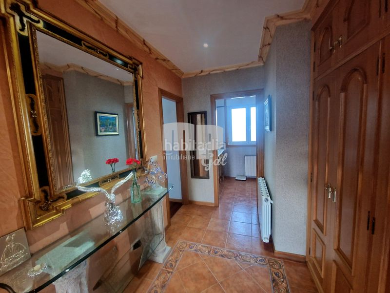 Foto 87483d6c-e338-490f-822c-6b910e0290bb. Chalet with fireplace heating parking in Sardoma - Castrelos Vigo