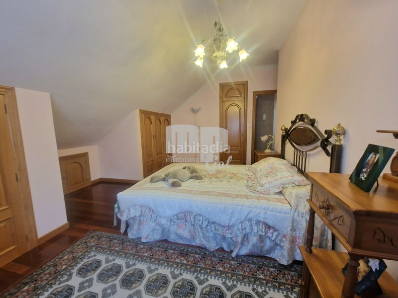 Foto f1328456-c40b-4ea5-898c-e123ead7ba64. Chalet with fireplace heating parking in Sardoma - Castrelos Vigo