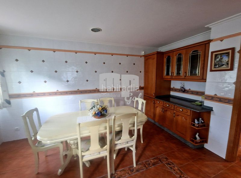 Foto f3a30d87-4ae0-4225-b99b-1ec0d744c4ed. Chalet with fireplace heating parking in Sardoma - Castrelos Vigo