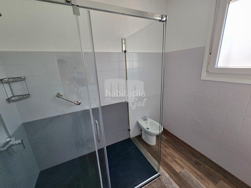 Foto 139ae4eb-0016-4fa0-8042-3be4f4f420a0. Piso en Sardoma - Castrelos Vigo