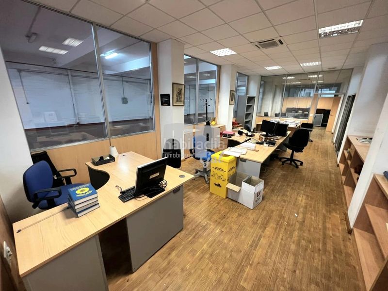 Foto 5d3bdd36-2f51-41c8-ba5e-d90d4a45792c. Local comercial en Redondela