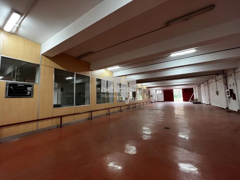Foto 919cd673-6983-4064-88ba-ced9c559ed75. Local comercial en Redondela