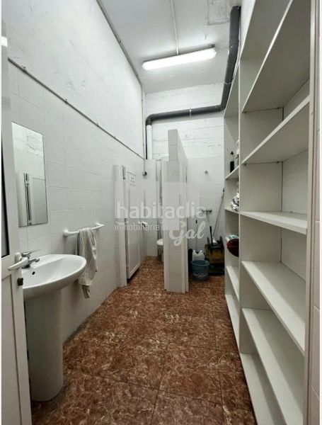 Foto fb7b9f0b-aa55-4ff5-9ad6-51a92ed33845. Local comercial en Redondela