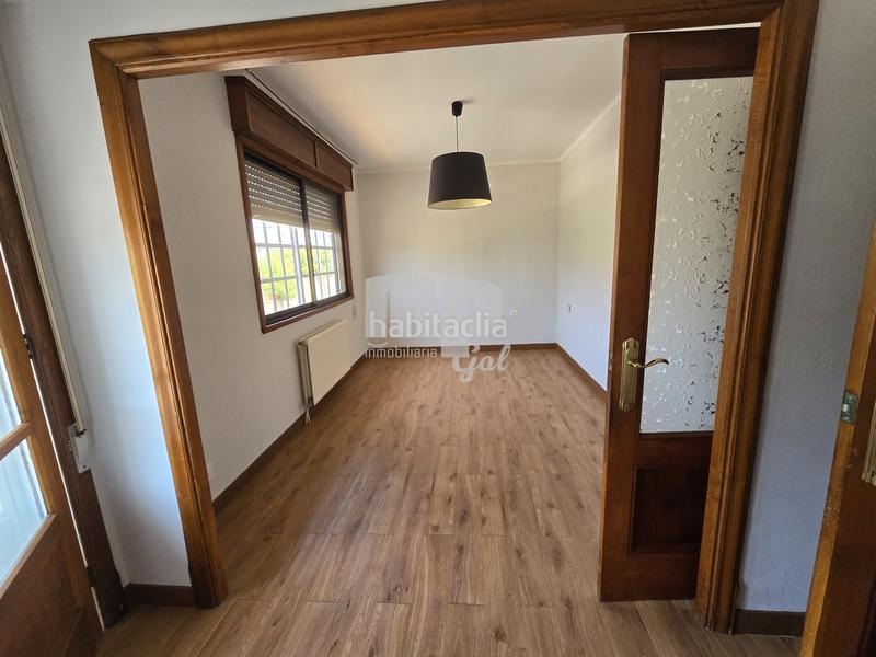 Foto 0a0ab161-c92f-4b9d-9d74-bc9392ef1b14. Chalet con riscaldamento parcheggio in Lavadores Vigo