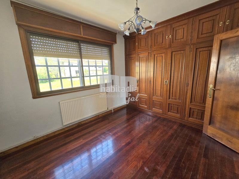 Foto bbb253e9-9c61-4e9b-980a-aaf4747aab35. Chalet con riscaldamento parcheggio in Lavadores Vigo