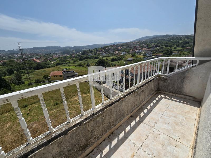 Foto d31b393a-7a9c-4cc8-8ca9-cec69083a920. Chalet con riscaldamento parcheggio in Lavadores Vigo