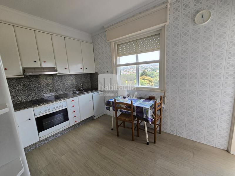 Foto f8cc9374-b556-4bc2-8d0e-7ae5f87602d9. Chalet con riscaldamento parcheggio in Lavadores Vigo
