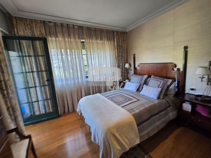 Foto f01feec8-85e7-4fe8-bfd3-46dbae8a9beb. Chalet en Sardoma - Castrelos Vigo