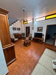Casa a Calle simón bolívar 20. Casa terrera en venta en el centro de chío – 150 m² con garaje y