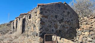 Masia a Carretera a Cueva del Polvo 2