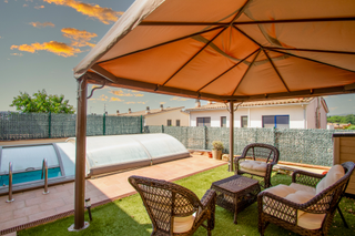 Casa adossada  Camí del pla del llop. Casa adosada con piscina privada en mas pareras, entre palamós y Casa adossada  Camí del pla del llop. Casa adosada con piscina privada en mas pareras, entre palamós y