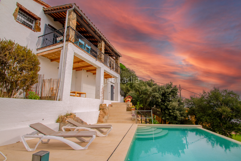 Foto 2c33a0eb-8ba1-4b1d-bfbf-7d8b480c29d0. Haus mit pool in Cabanyes-Mas Ambrós-Mas Pallí Calonge