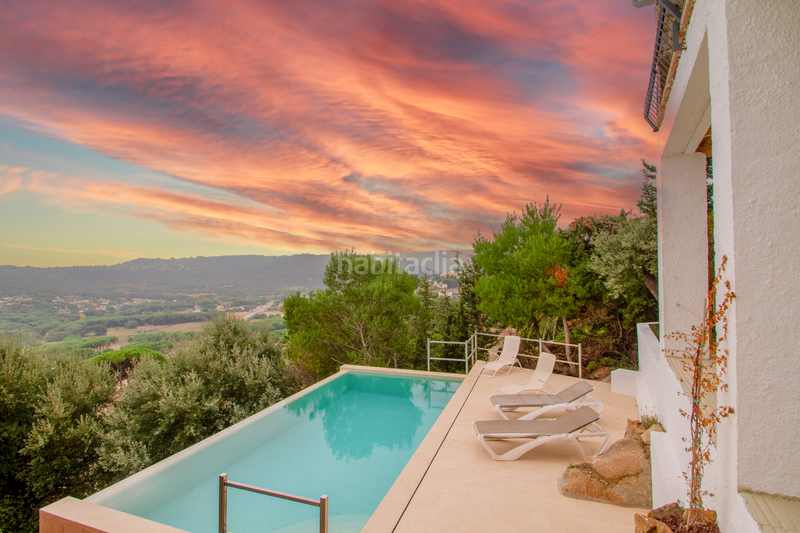 Foto cd31927a-8286-4688-abca-b2b25288e3b3. Haus mit pool in Cabanyes-Mas Ambrós-Mas Pallí Calonge