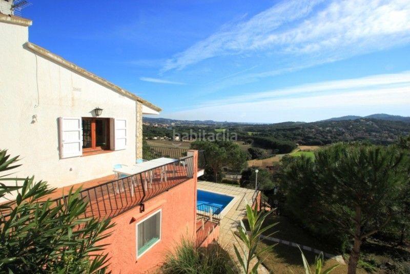 Foto 138ce904-b4ff-41b2-832d-35d9b345f3d9. Casa amb piscina a Cabanyes-Mas Ambrós-Mas Pallí Calonge