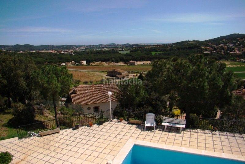 Foto 7f2e5c7c-b9f8-4fe3-ab7e-e0154aa4e165. Casa amb piscina a Cabanyes-Mas Ambrós-Mas Pallí Calonge