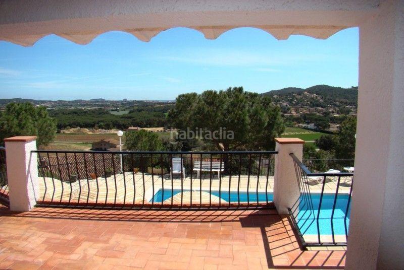 Foto e9a532b2-60e4-4e12-acd4-78f990ec73ad. Casa amb piscina a Cabanyes-Mas Ambrós-Mas Pallí Calonge