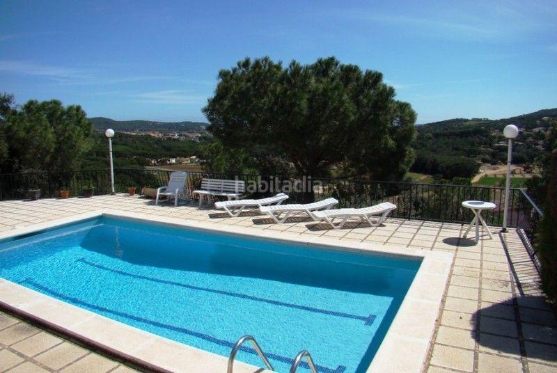Foto f3a39ac2-6fa1-4915-aacf-588a0f22faa6. Casa amb piscina a Cabanyes-Mas Ambrós-Mas Pallí Calonge