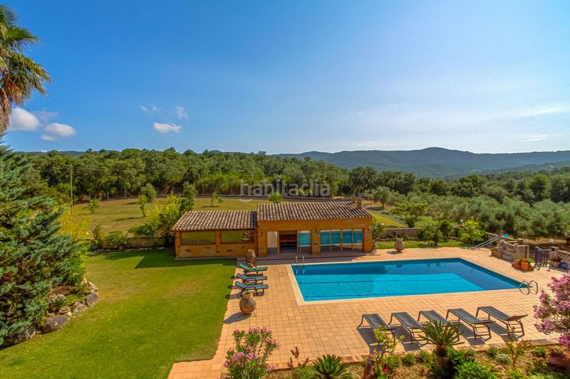 Foto 49ba089e-b44f-4fe3-9a91-7367140ba6ee. Masia amb calefacció piscina a Cabanyes-Mas Ambrós-Mas Pallí Calonge