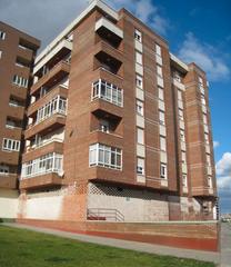 Local Comercial en Avenida Príncipe de Asturias 16