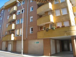 Locale commerciale in Calle González de Lama 1