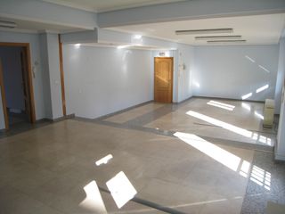 Lloguer Oficina a Calle el torrejón 6. Se alquilan oficinas