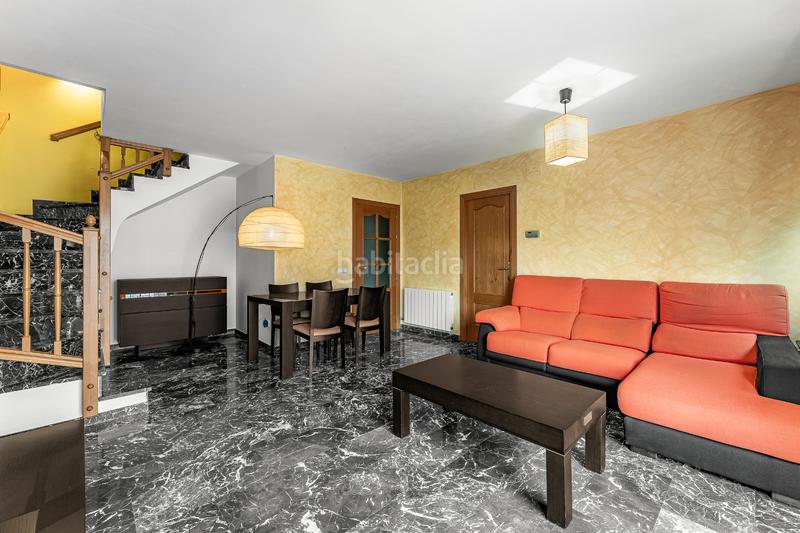 Foto 42c1417a-454b-4b25-bf29-30a968018725. Duplex con camino riscaldamento parcheggio piscina in Vilafranca del Penedès