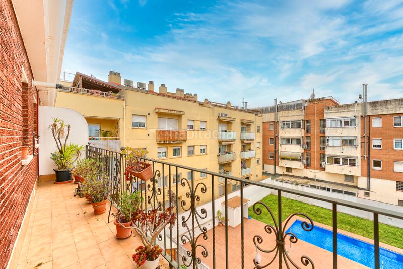 Foto 4872fe7e-b2d9-45b6-b489-9fb1acefcc4e. Duplex con camino riscaldamento parcheggio piscina in Vilafranca del Penedès