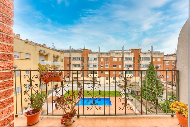 Foto 781ea271-c767-4f93-978b-f61e8e5fc591. Duplex con camino riscaldamento parcheggio piscina in Vilafranca del Penedès