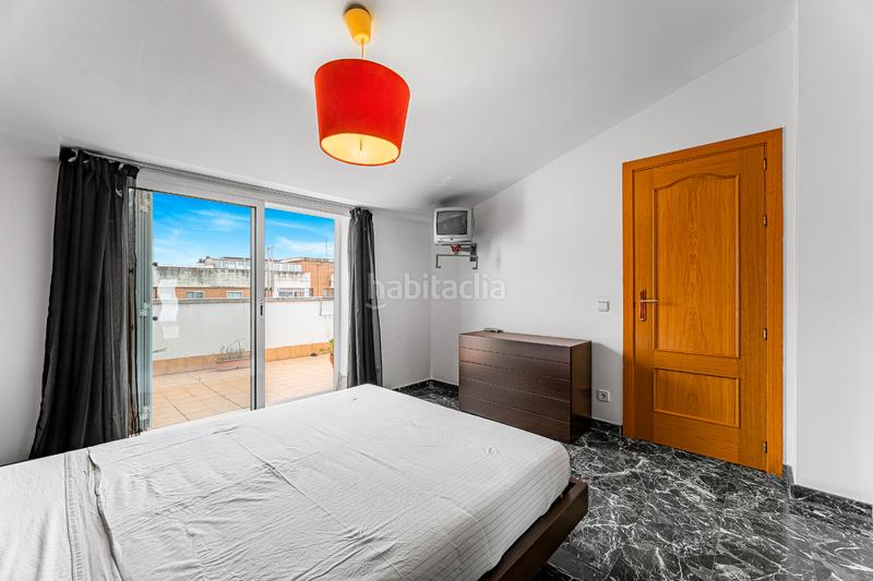 Foto cee4aecc-e513-42cd-959e-46027351083e. Duplex con camino riscaldamento parcheggio piscina in Vilafranca del Penedès