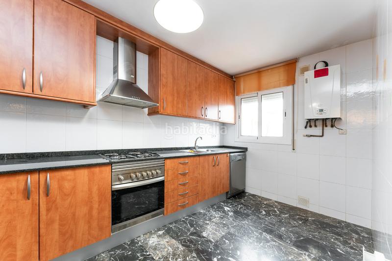 Foto d302a431-9a71-48cf-861b-5ed0bda91a84. Duplex con camino riscaldamento parcheggio piscina in Vilafranca del Penedès