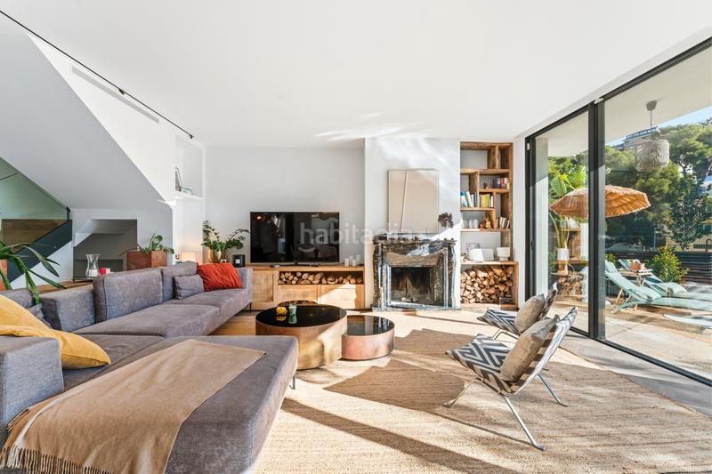 Foto 15c6d289-c47a-4e83-a544-7ad128951e8a. Chalet with fireplace heating parking pool in Bellamar Castelldefels