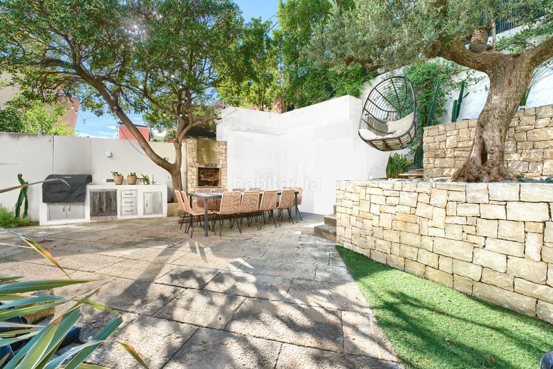 Foto 22c0f2f1-6c82-40be-9137-3626656d05f8. Chalet with fireplace heating parking pool in Bellamar Castelldefels